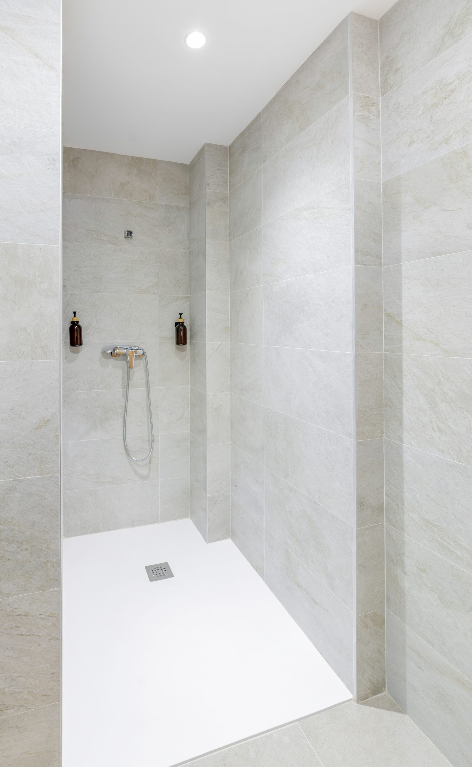 INT SPA-29